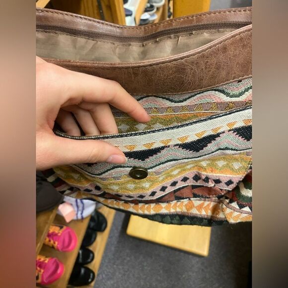maurices Tapestry and Leather Bag Purse - Picture 3 of 4